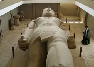 Privater Tagesausflug von Hurghada nach Sakkara, dem Serapeum & Dahschur photo