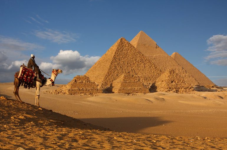 Egypt's Treasures: Why the Pyramids are a dream destination for German travelers